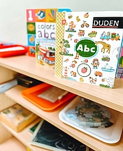 Bücherregal Grupenraum